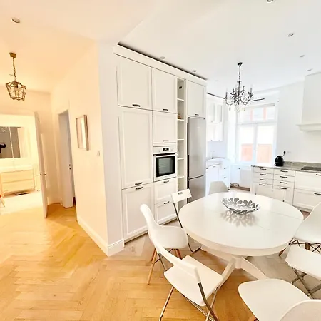 Appartement 3 Pieces Orangerie-centre Straatsburg