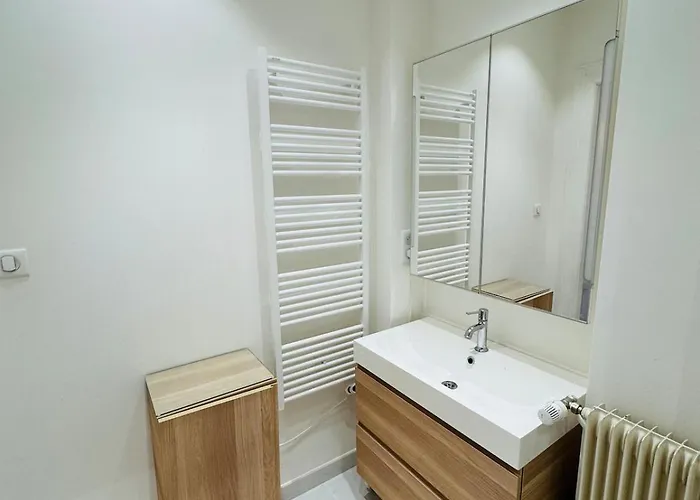 Appartement 3 Pièces Orangerie-centre