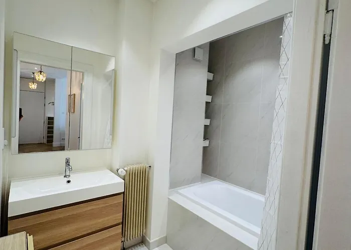 3 Pieces Orangerie-centre דירה